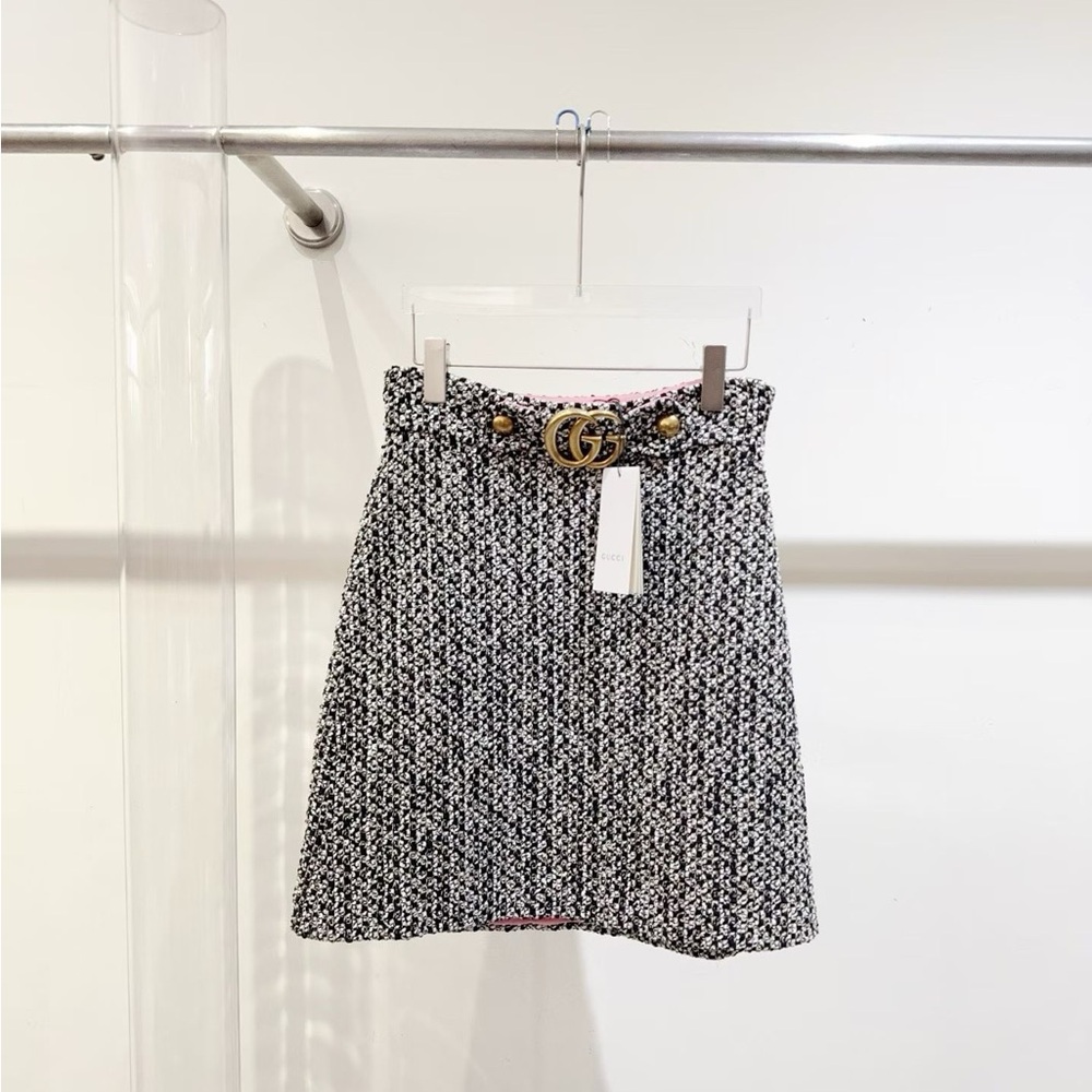 ❌sold❌🚩steal authentic Gucci Monochrome Tweed Mini Skirt